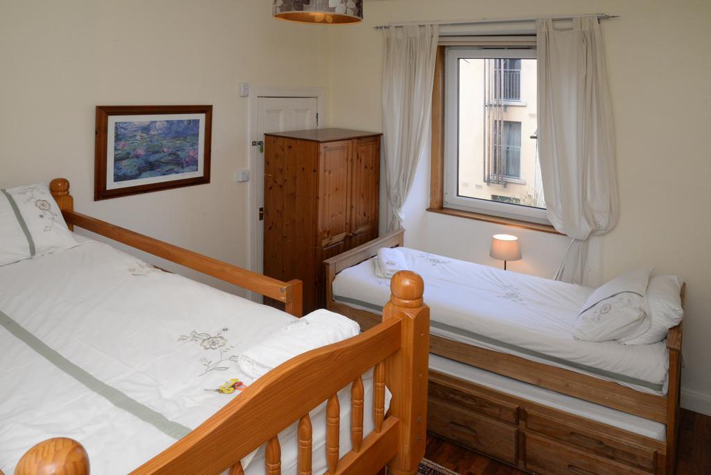 Pitt Street Apartment Beautiful Spacious Apartment Free Parking And Free Sanitizer Edinburgh Exterior photo