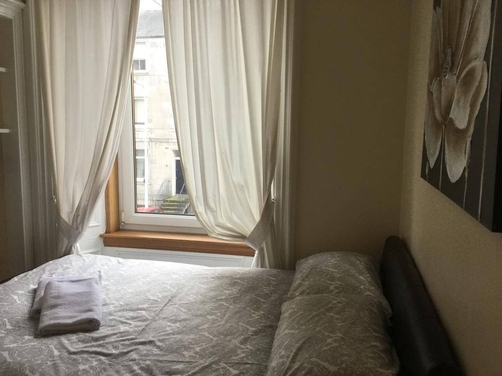 Pitt Street Apartment Beautiful Spacious Apartment Free Parking And Free Sanitizer Edinburgh Exterior photo