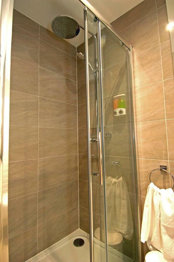 Pitt Street Apartment Beautiful Spacious Apartment Free Parking And Free Sanitizer Edinburgh Exterior photo